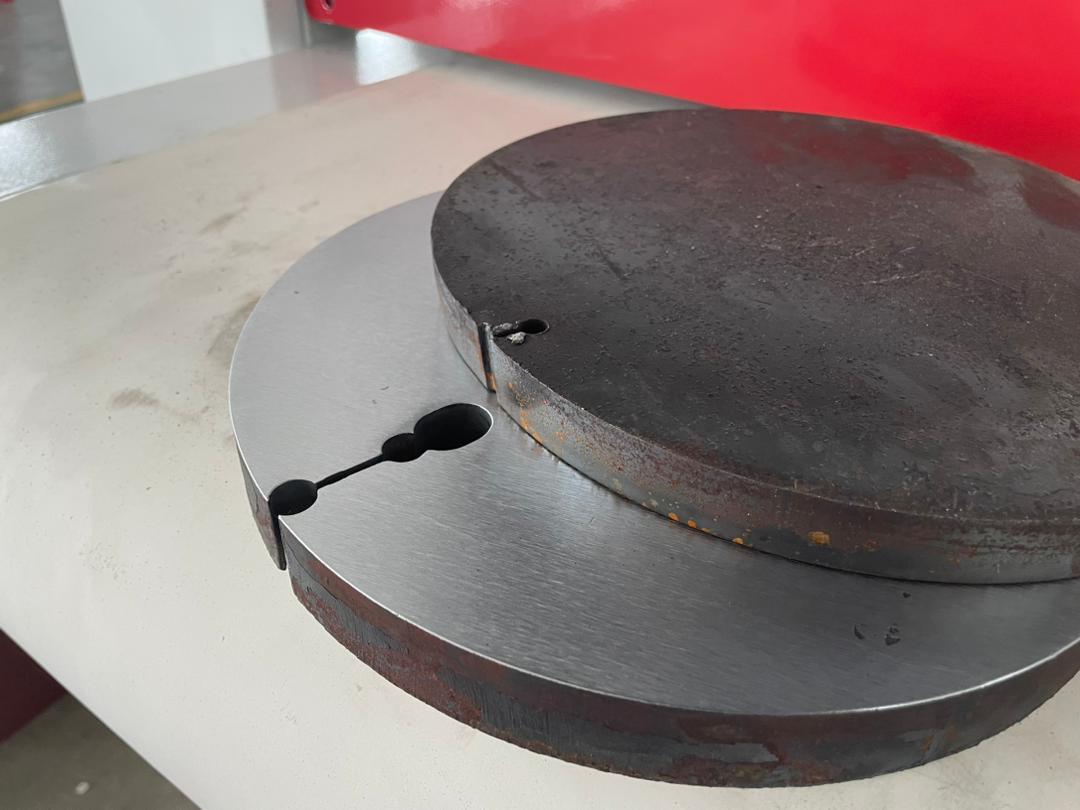 Maszynowe gratowanie metalu